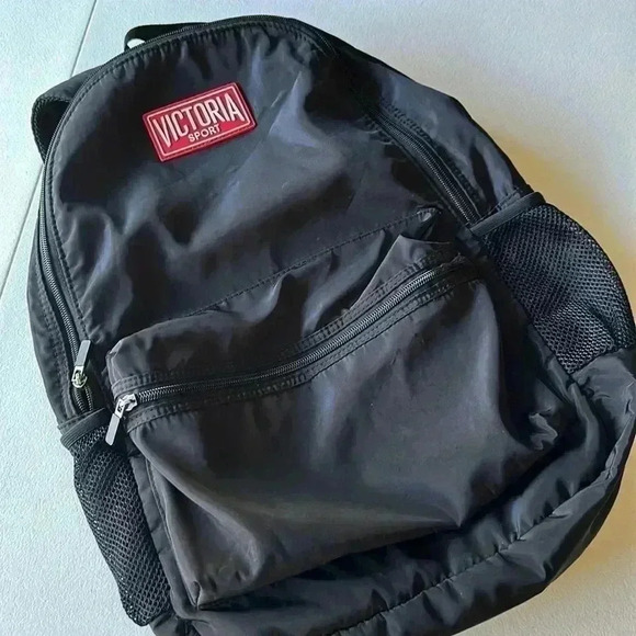 Victoria secret - Picture 2 of 4